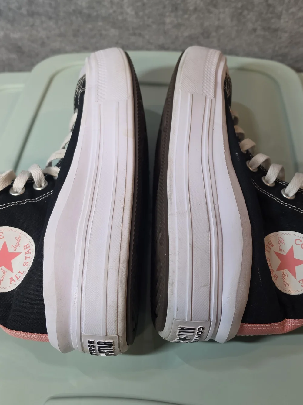 Converse owned signs kis